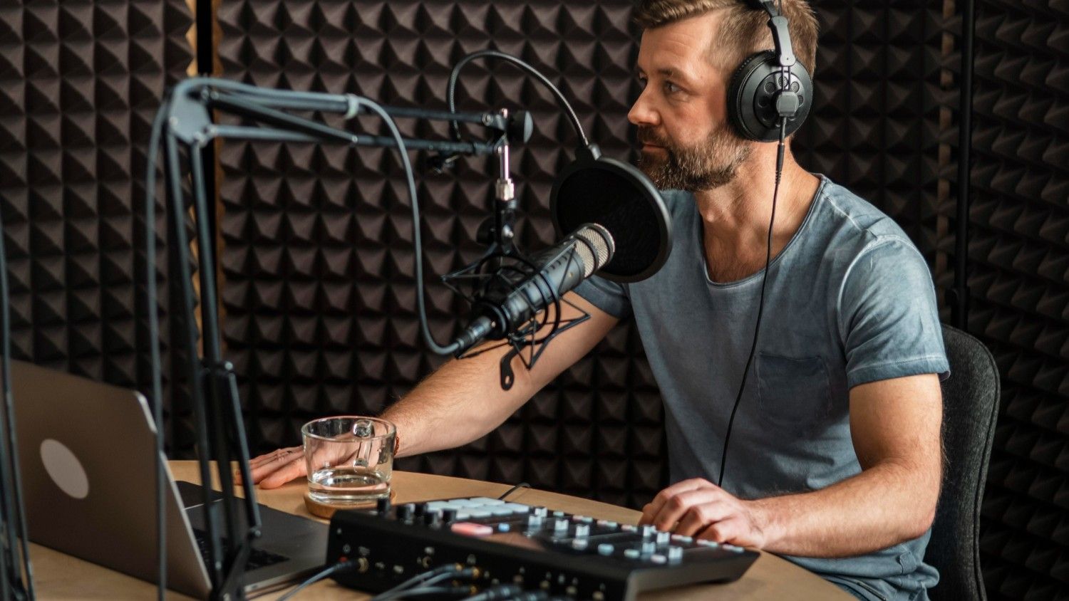 Why Dubbing Is Really Important for Businesses